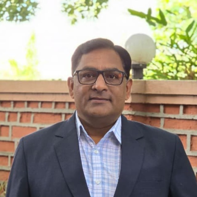 Akhil Vakil, Tours & Travels